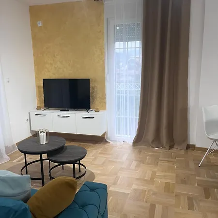 Daria Apartment *